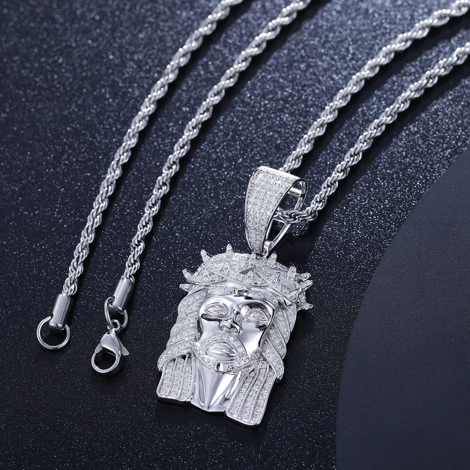 Silver jesus clearance pendant